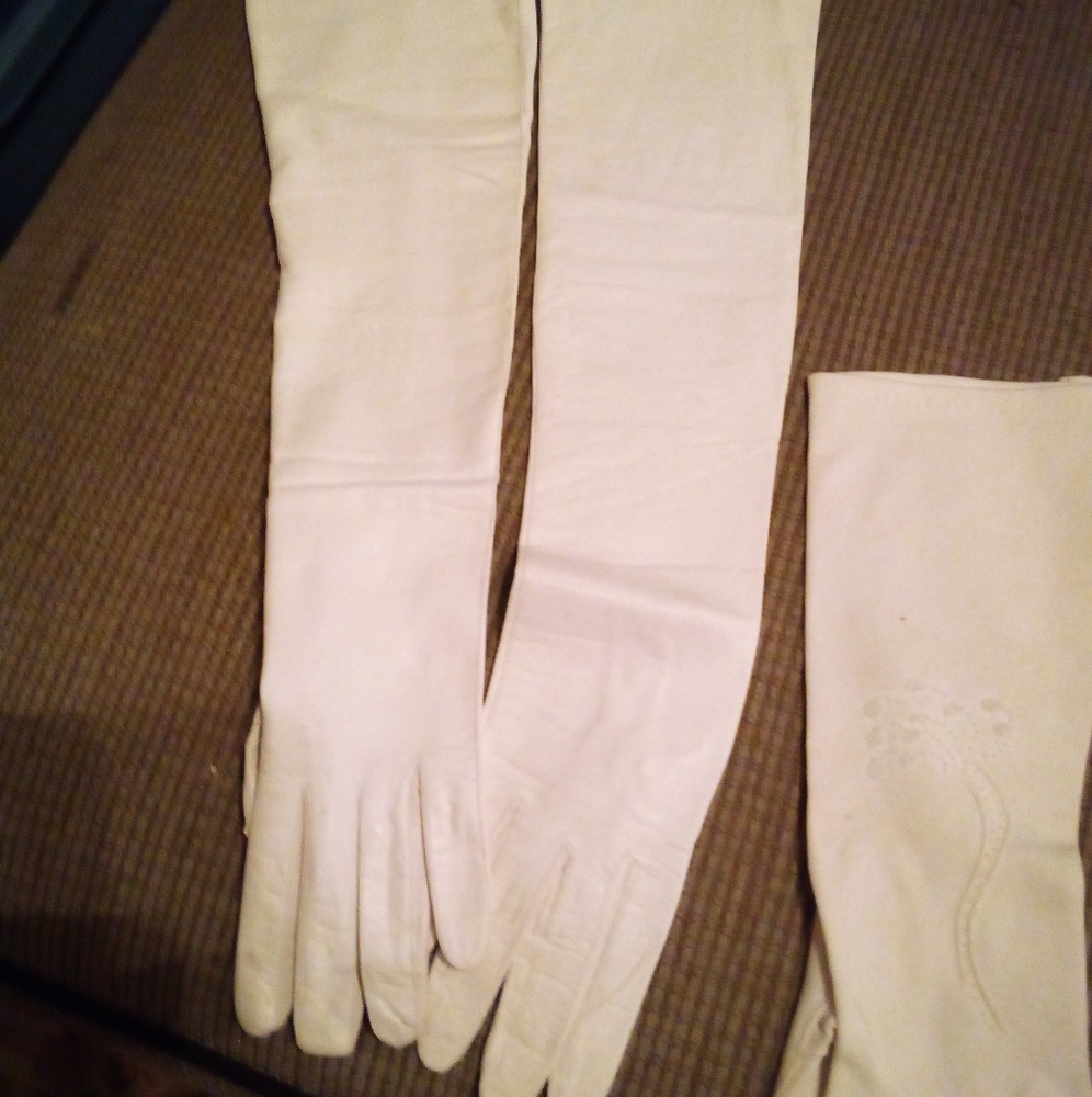 Vintage 1950's Women's Leather Opera Gloves